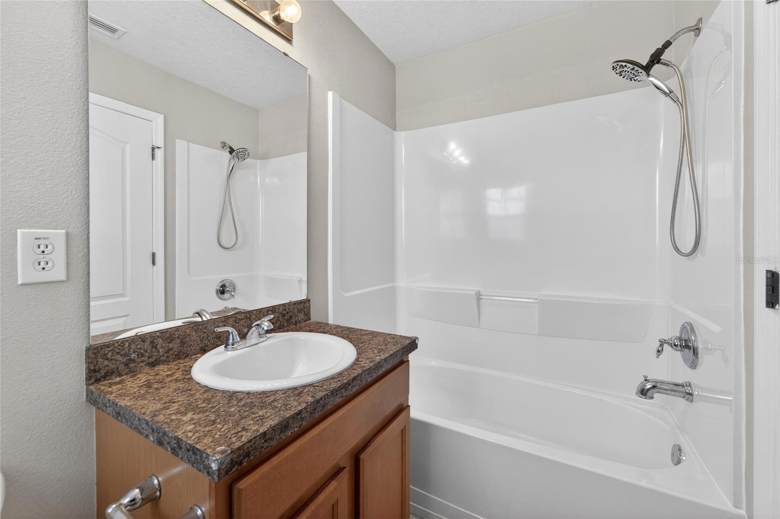 5028 White Sanderling Ct Property Photo 39