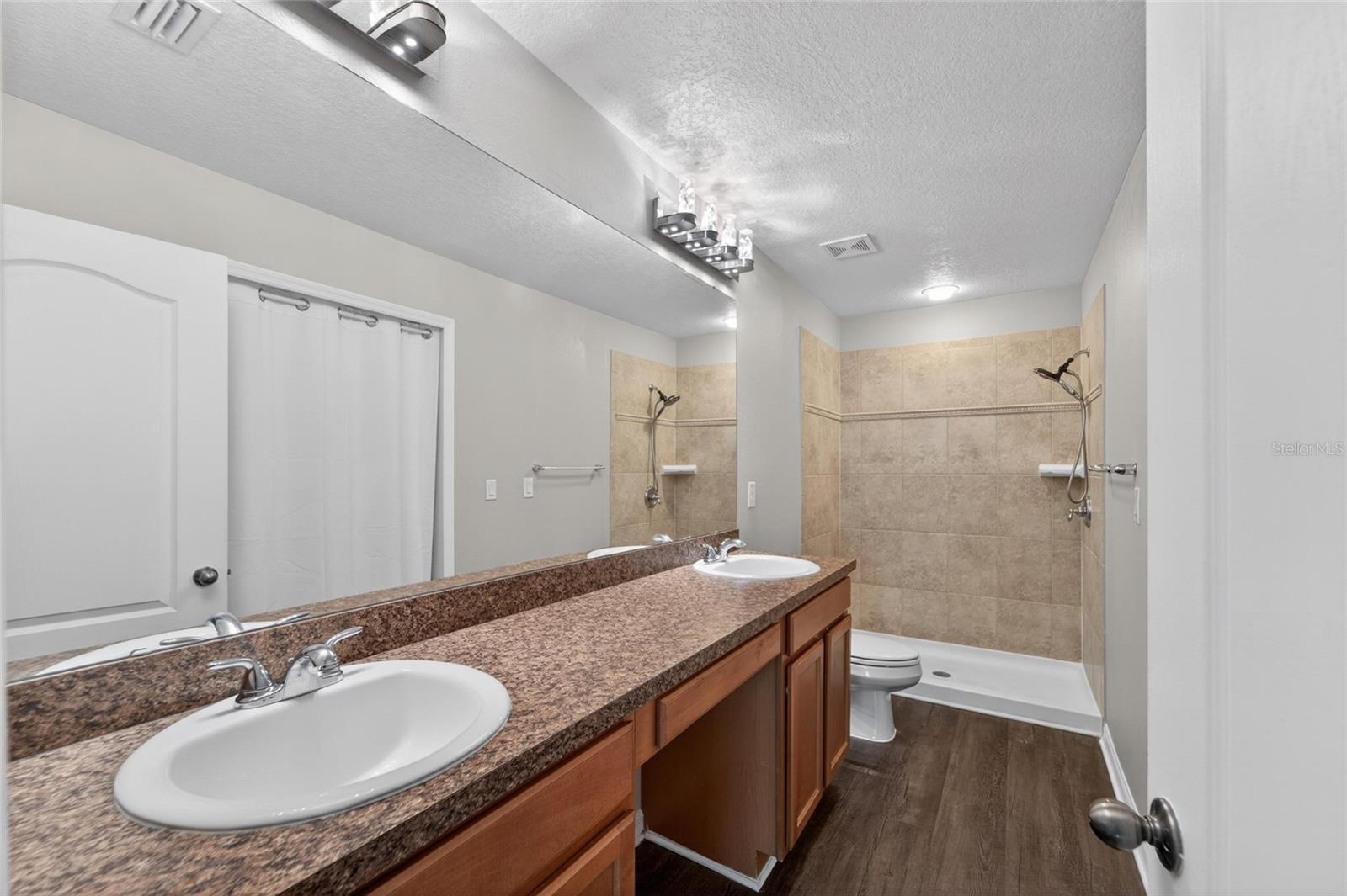 5028 White Sanderling Ct Property Photo 45