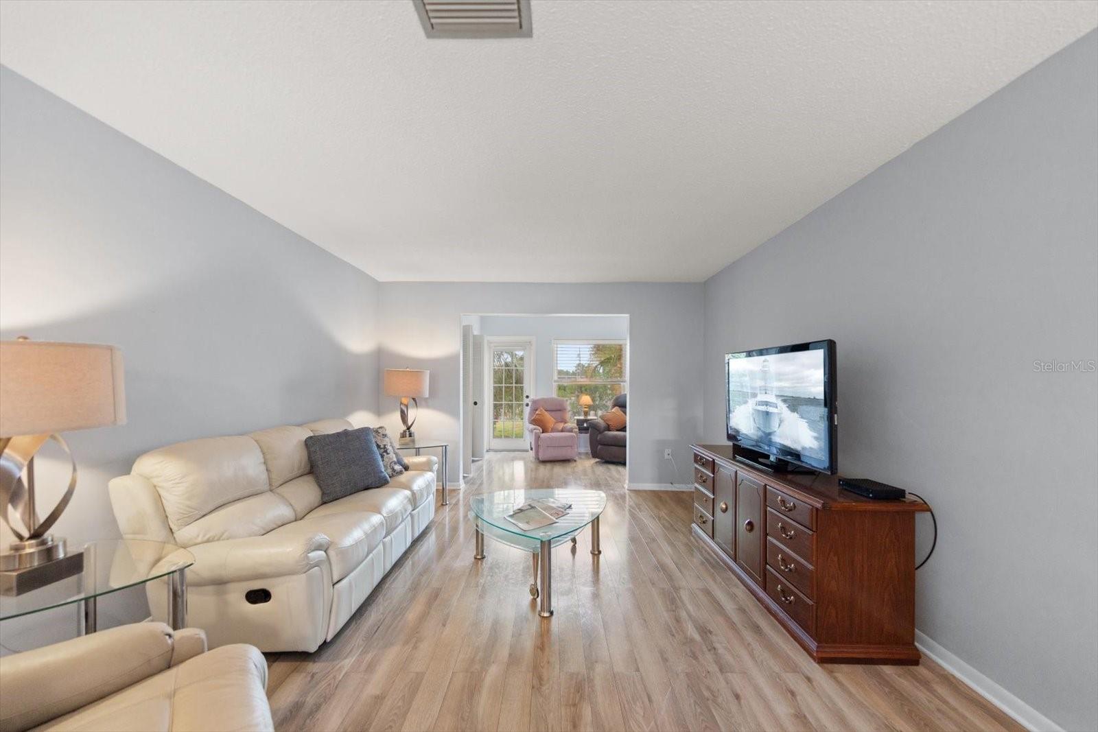 1668 S Lake Ave #2 Property Photo 10