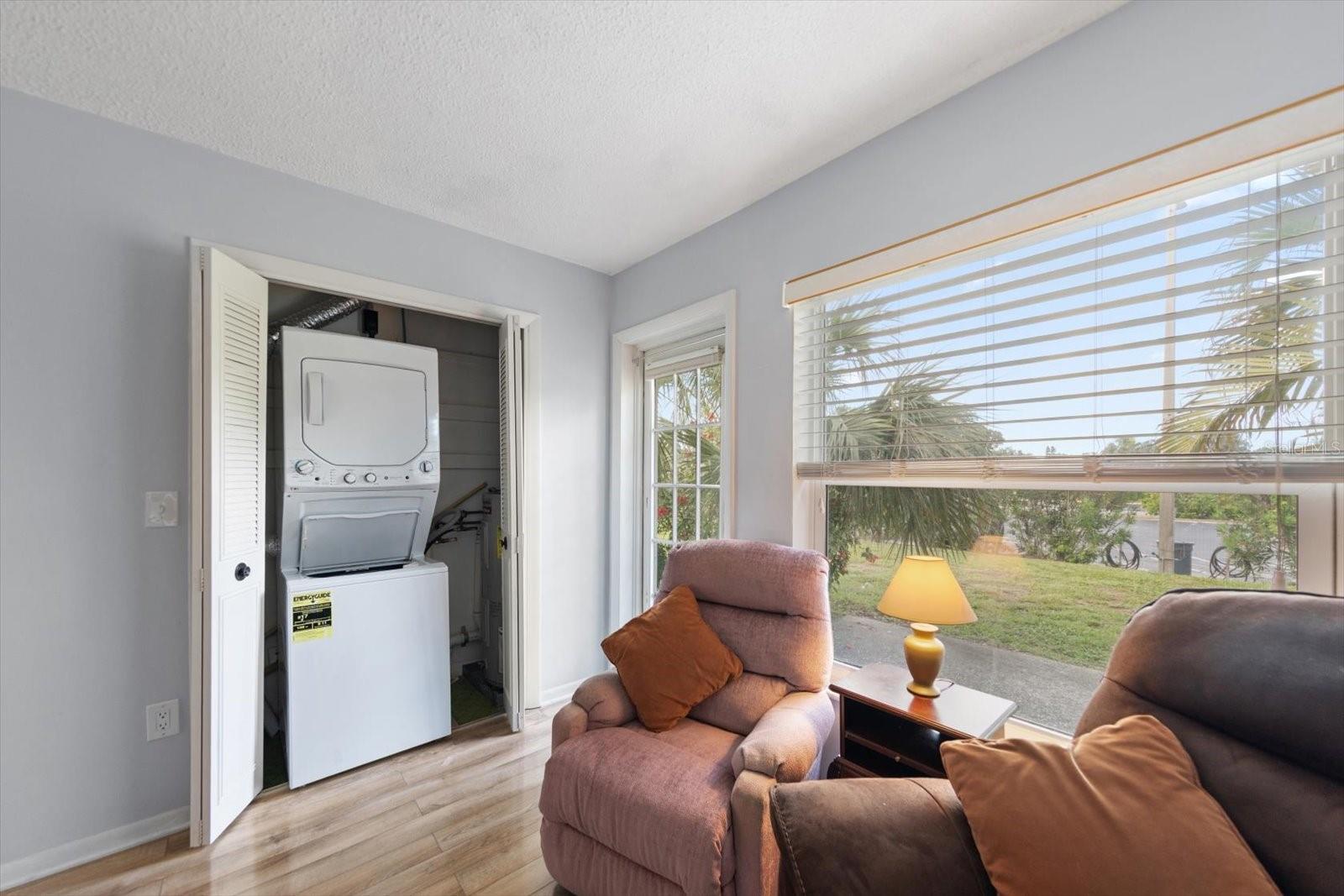 1668 S Lake Ave #2 Property Photo 17