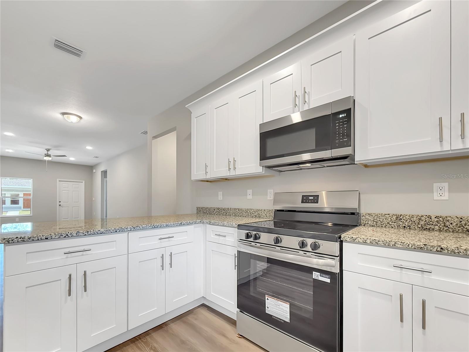 5020 Finders Court Property Photo 7