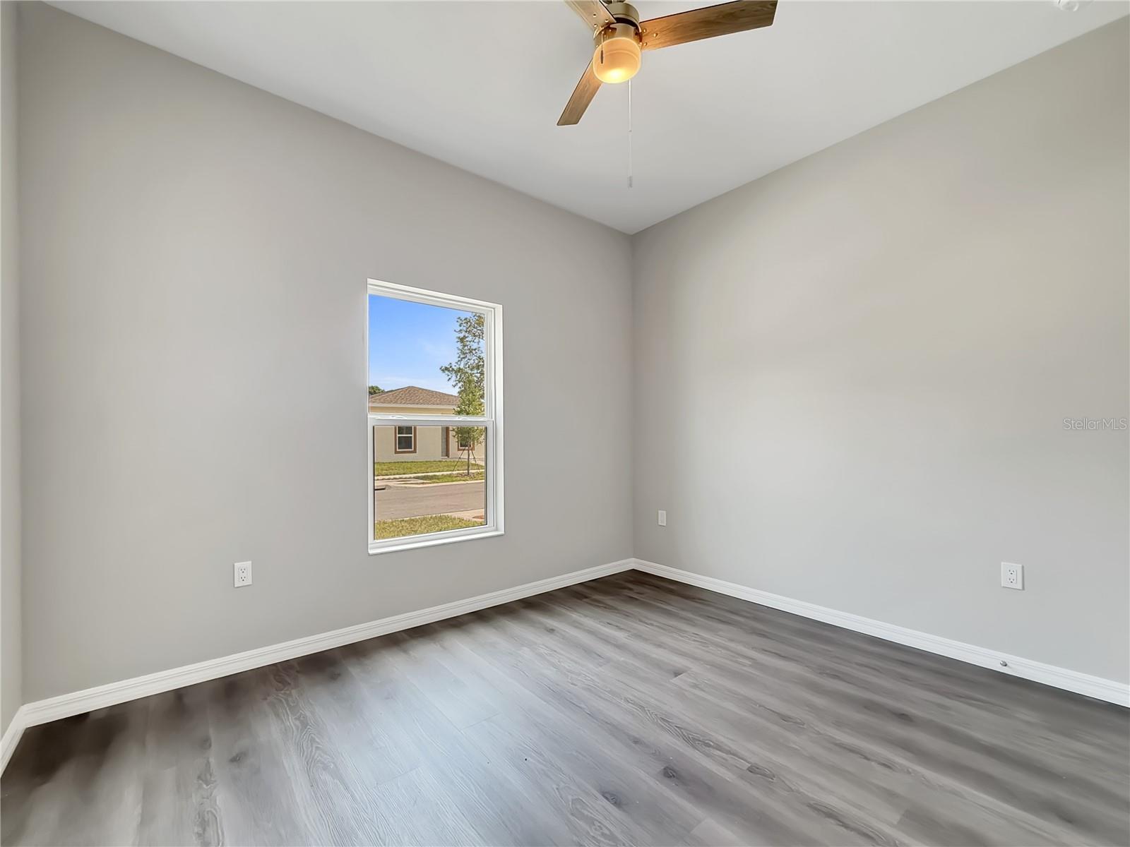 5020 Finders Court Property Photo 15