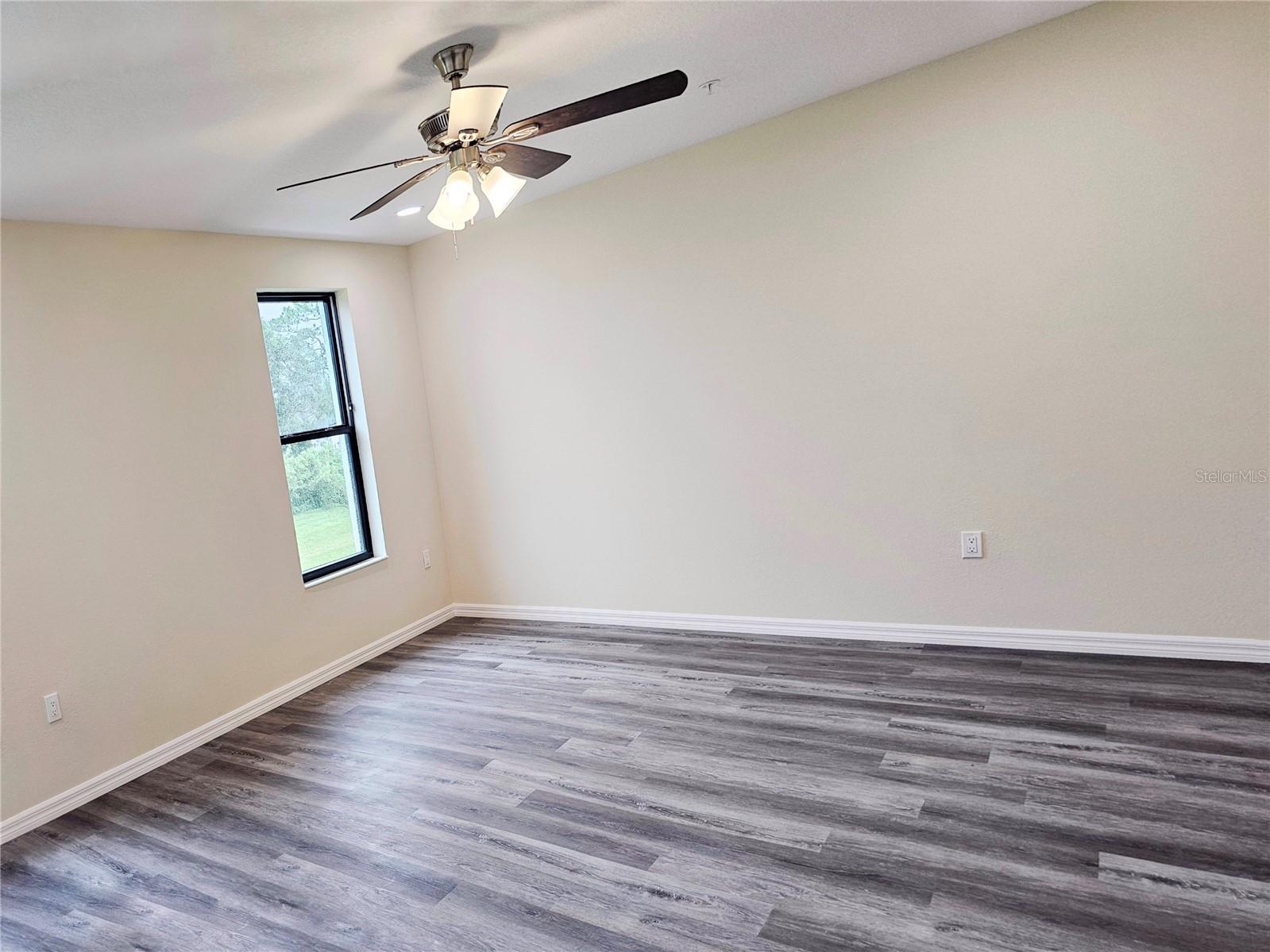 4371 Cambio Gardens Ct Property Photo 6