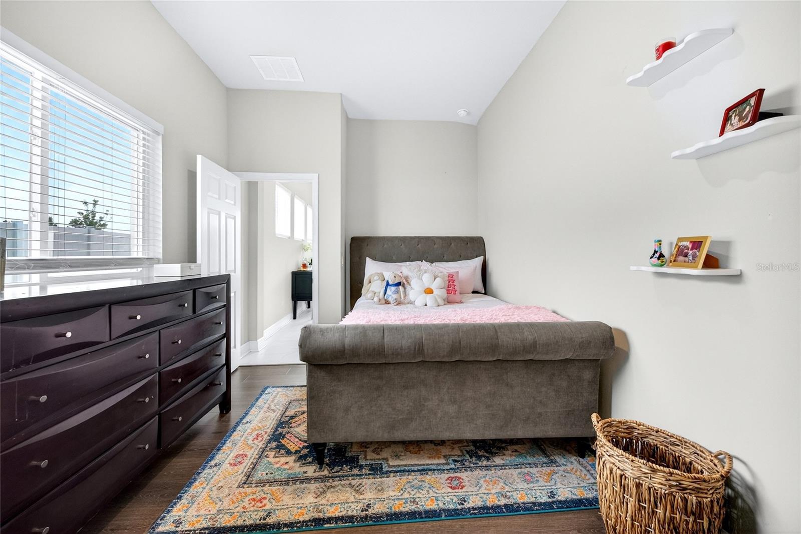 12862 Carmela Cir W Property Photo 43