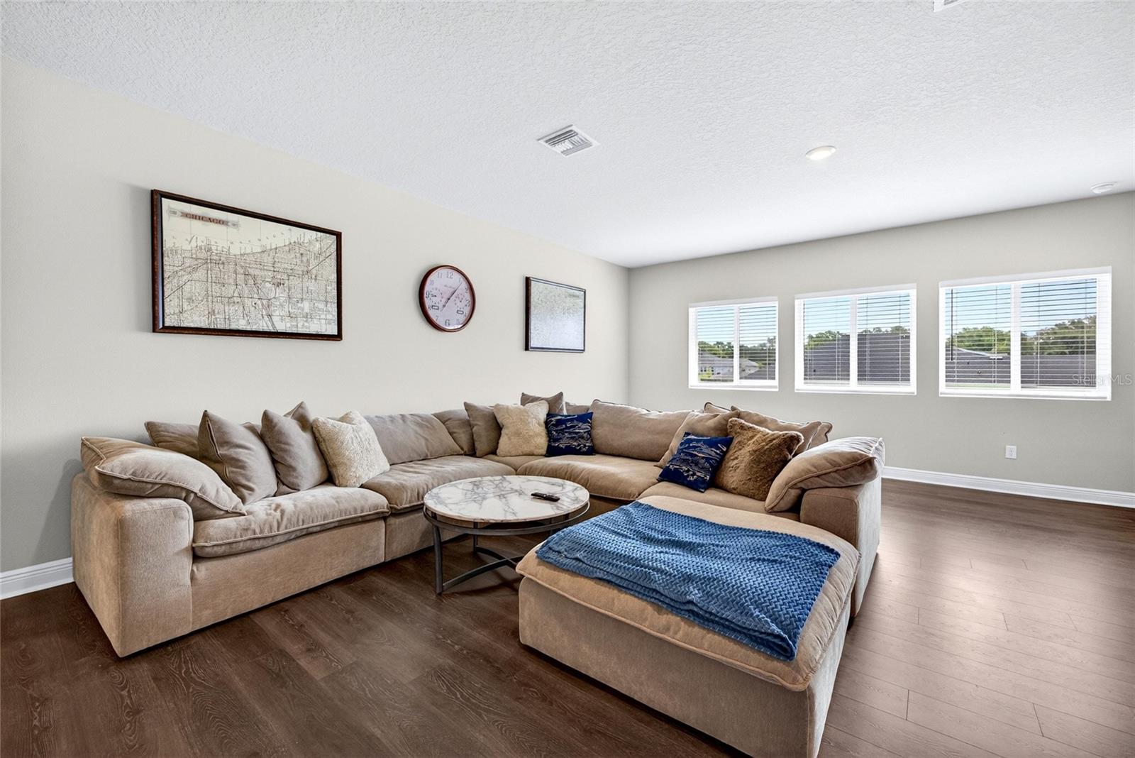 12862 Carmela Cir W Property Photo 47