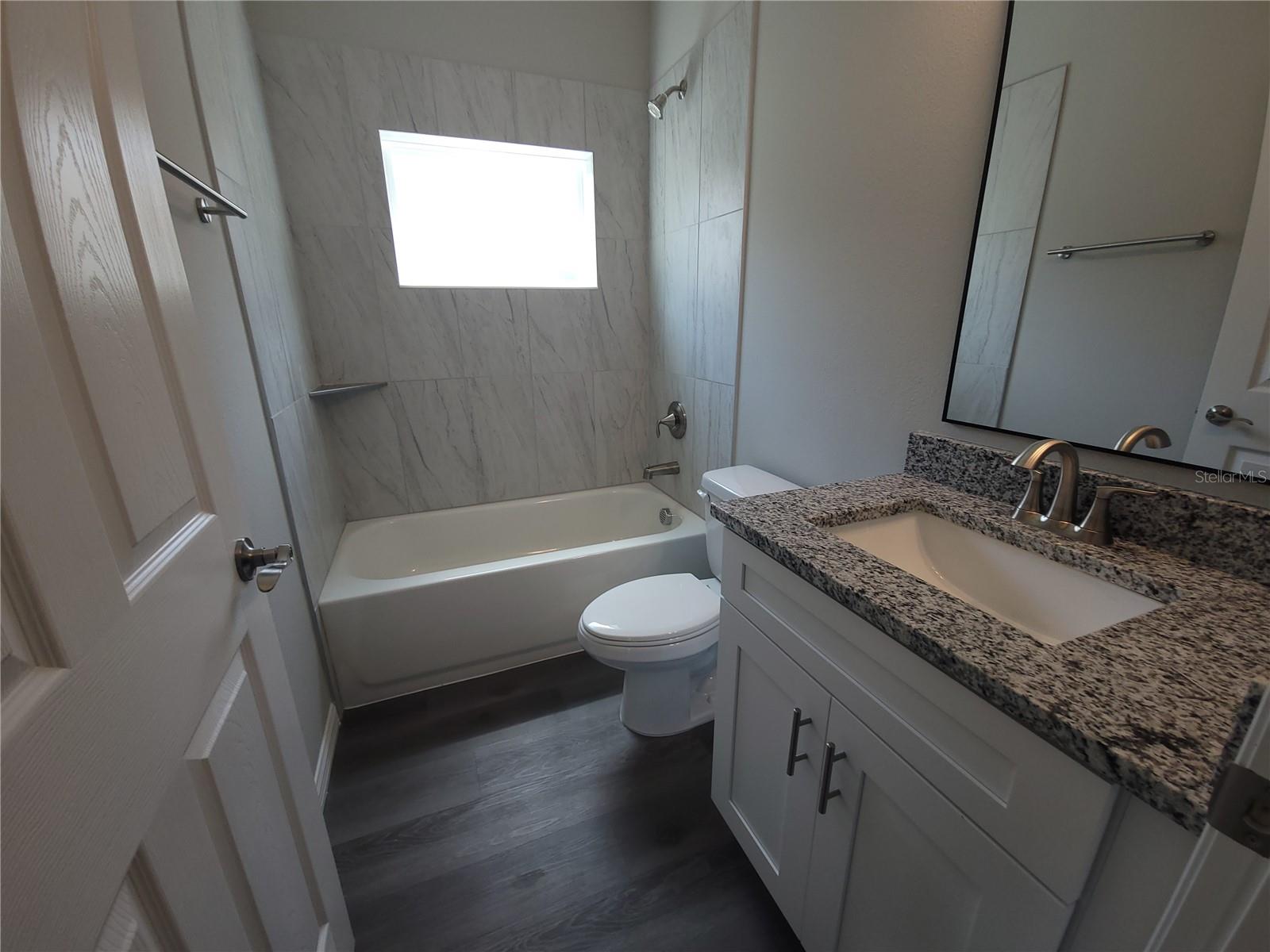 5025 Finders Ct Property Photo 9