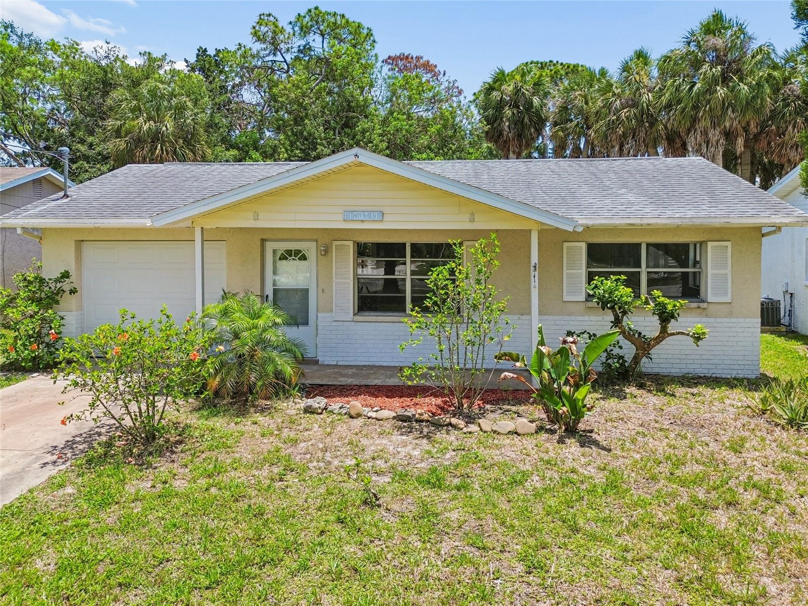 6826 Driftwood Dr Property Photo 4