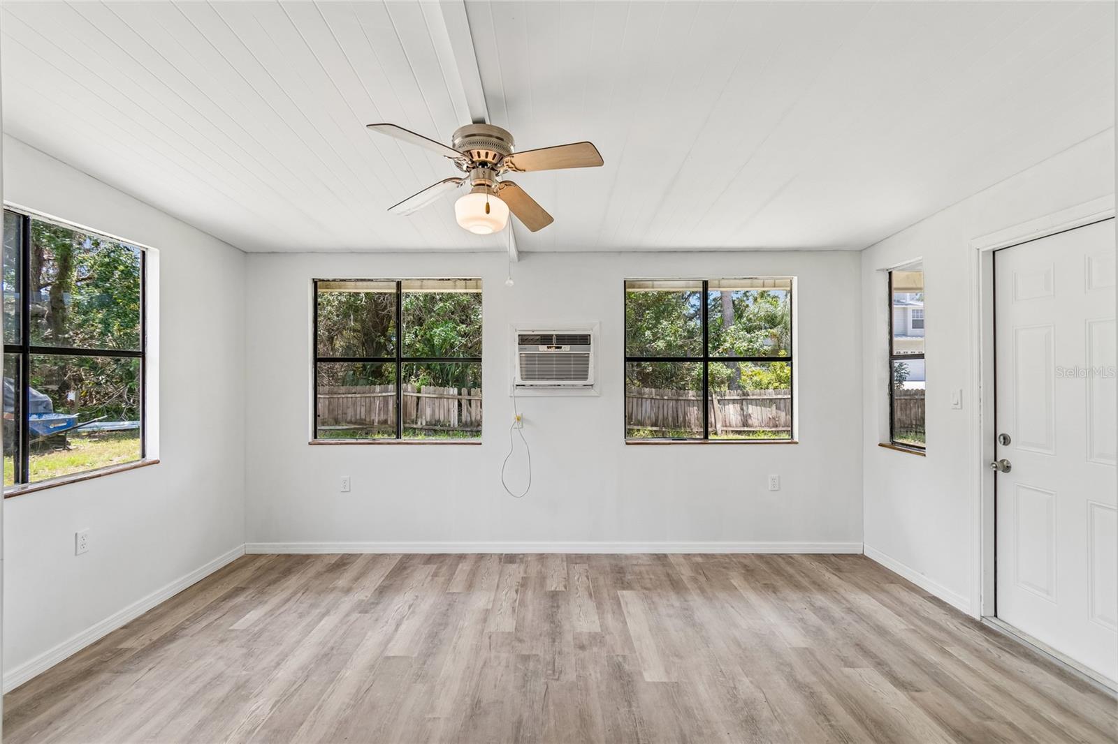 6826 Driftwood Dr Property Photo 14