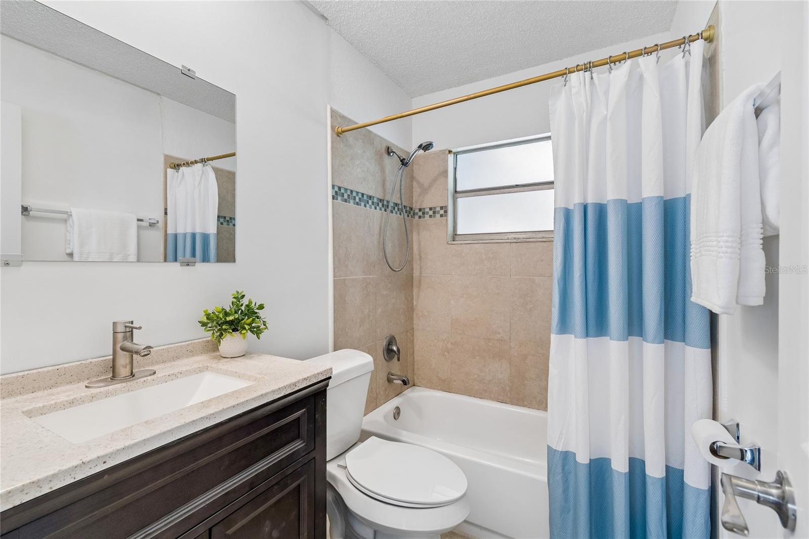 6826 Driftwood Dr Property Photo 24