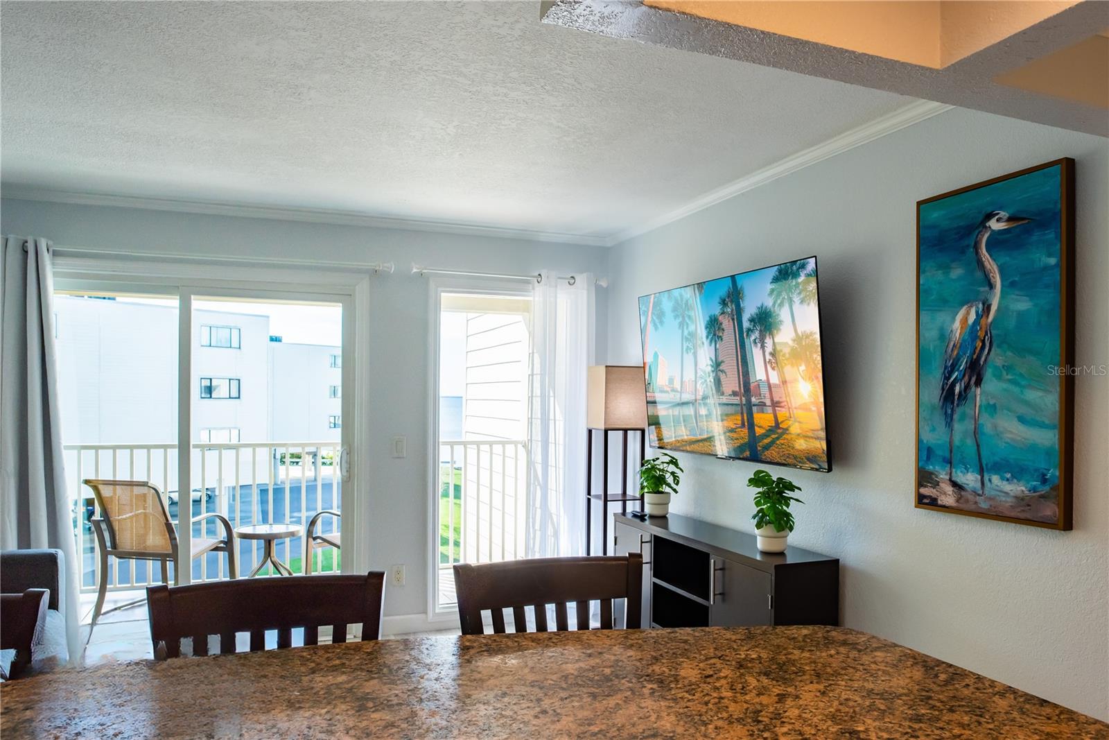 2506 N Rocky Point Dr #301 Property Photo 6