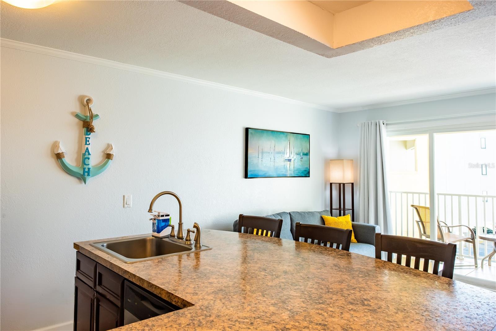 2506 N Rocky Point Dr #301 Property Photo 7