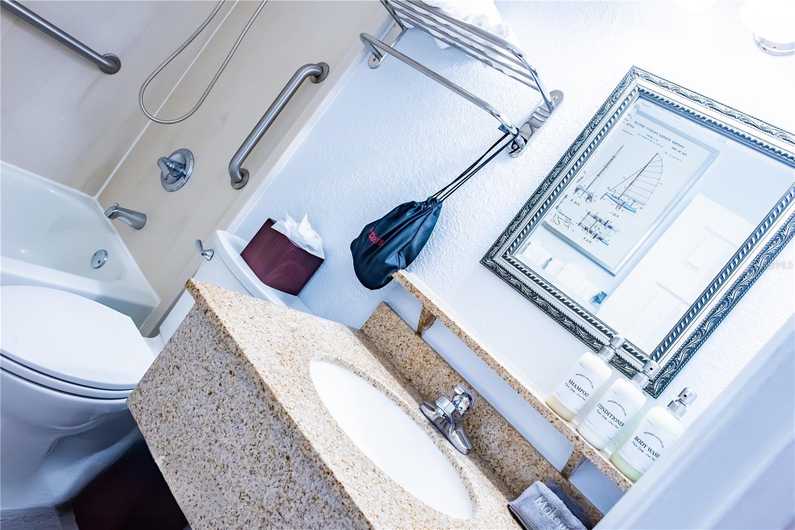 2506 N Rocky Point Dr #301 Property Photo 15