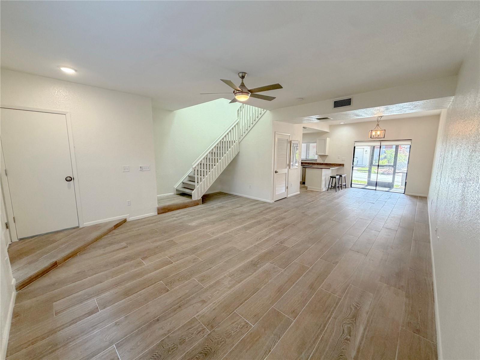 3460 Countryside #60 Blvd Property Photo 5