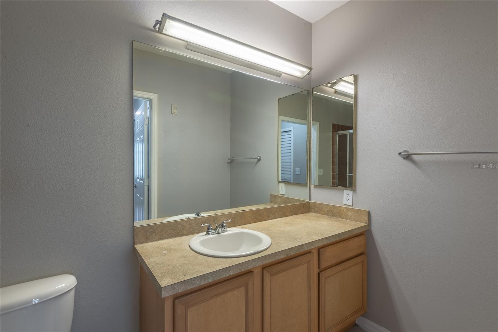 6007 Skydale Way #201 Property Photo 8