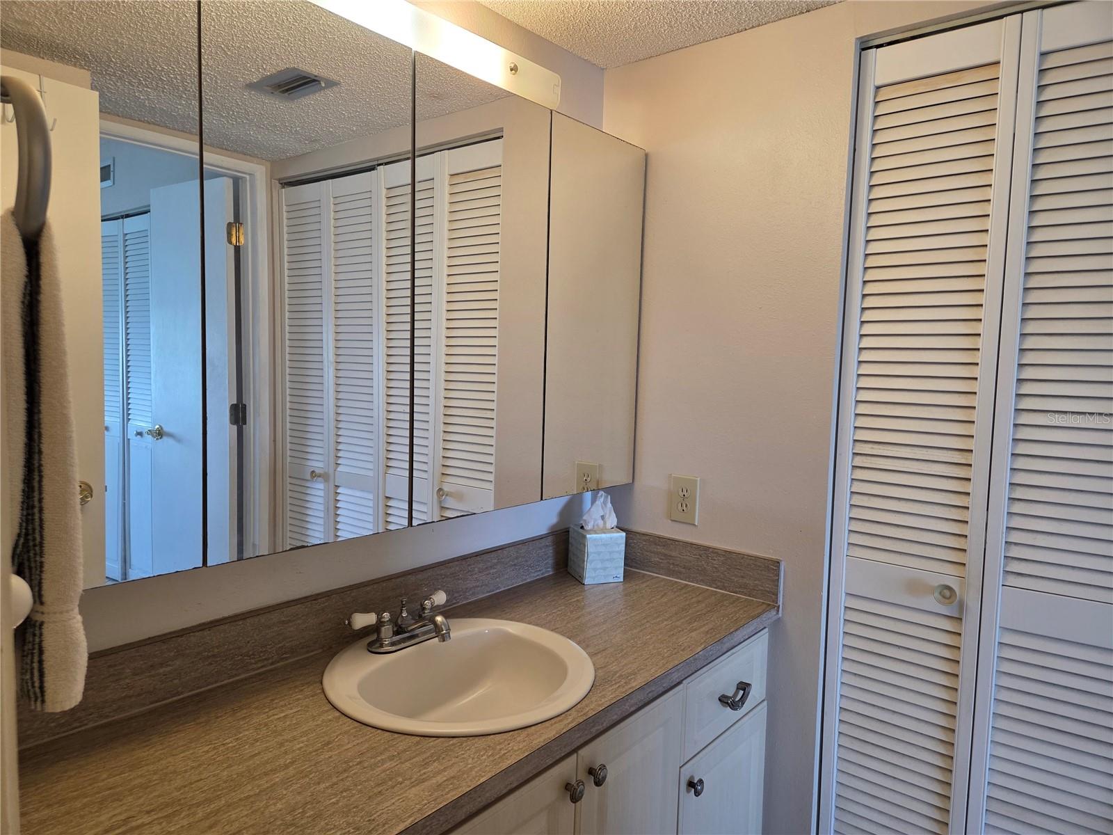 9 Haig Pl #405 Property Photo 14