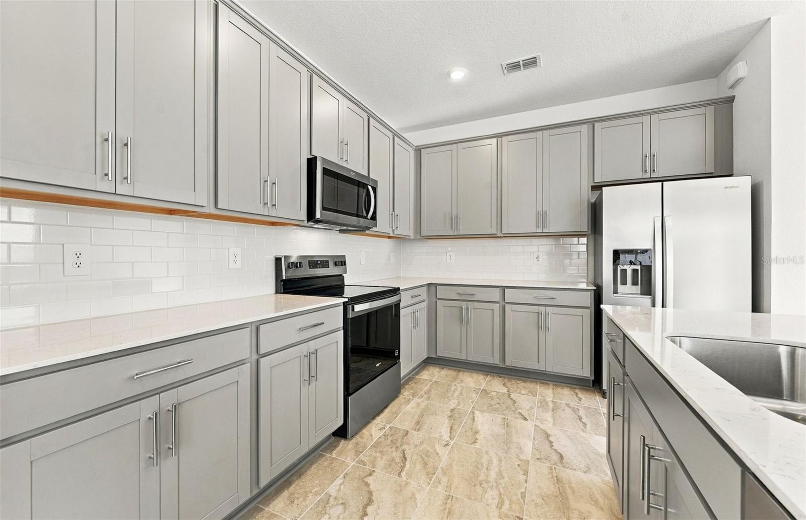11116 Sycamore Glen Loop Property Photo 4