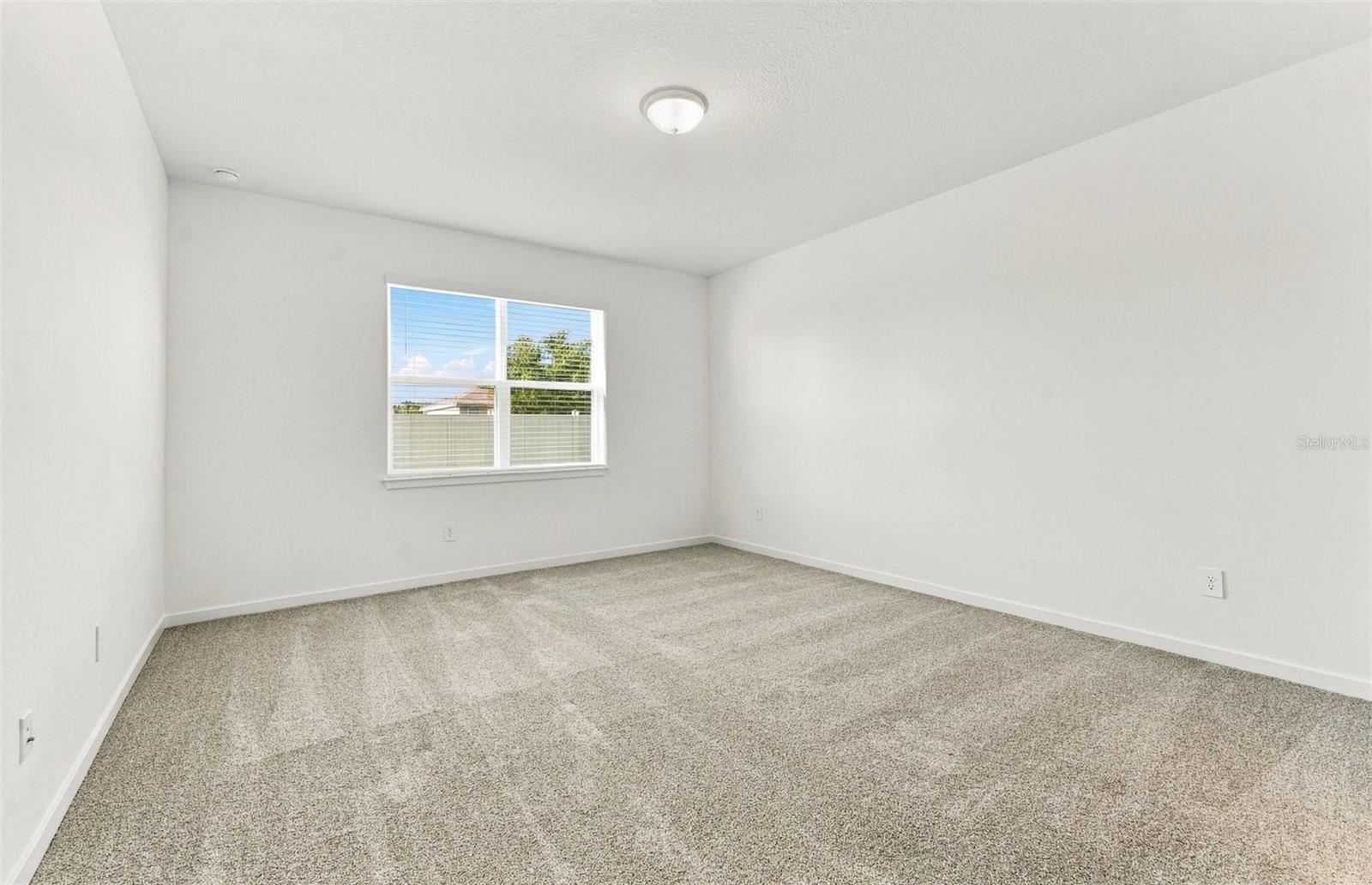 11116 Sycamore Glen Loop Property Photo 9
