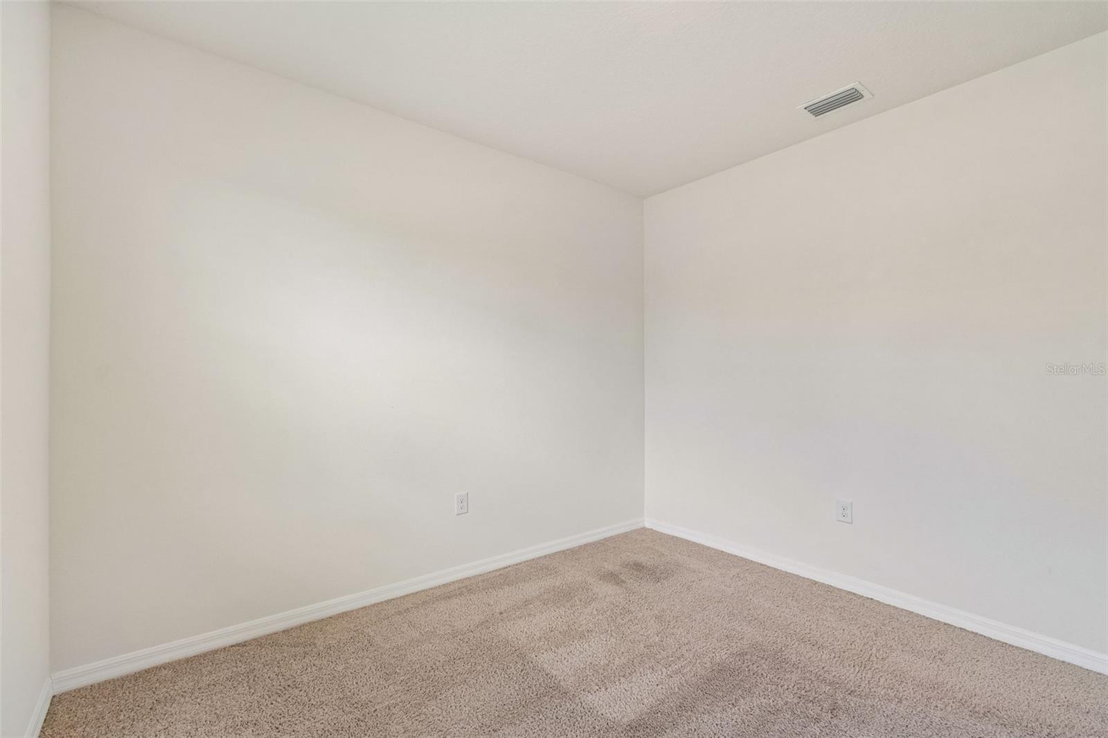 35525 Stella Vast Dr Property Photo 8