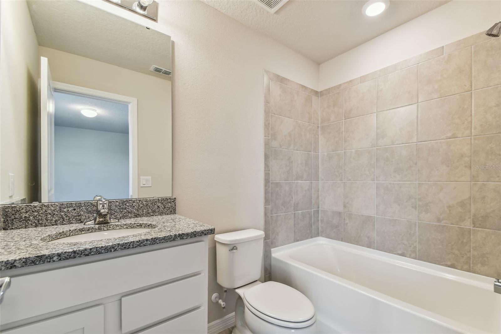 11126 Sycamore Glen Loop Property Photo 17
