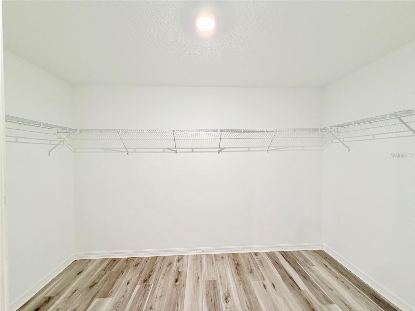 184 Argyll Dr Property Photo 34