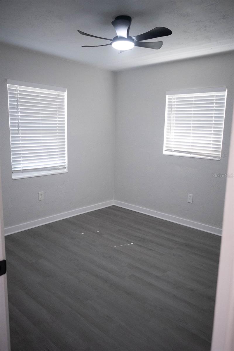 5480 70th Ln N Property Photo 12