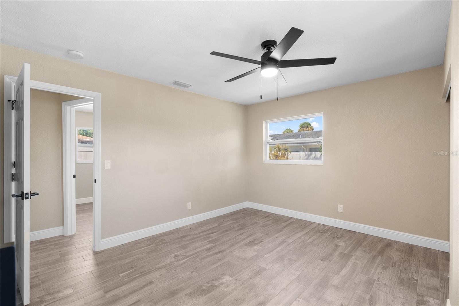 5901 Denver St Ne Property Photo 22