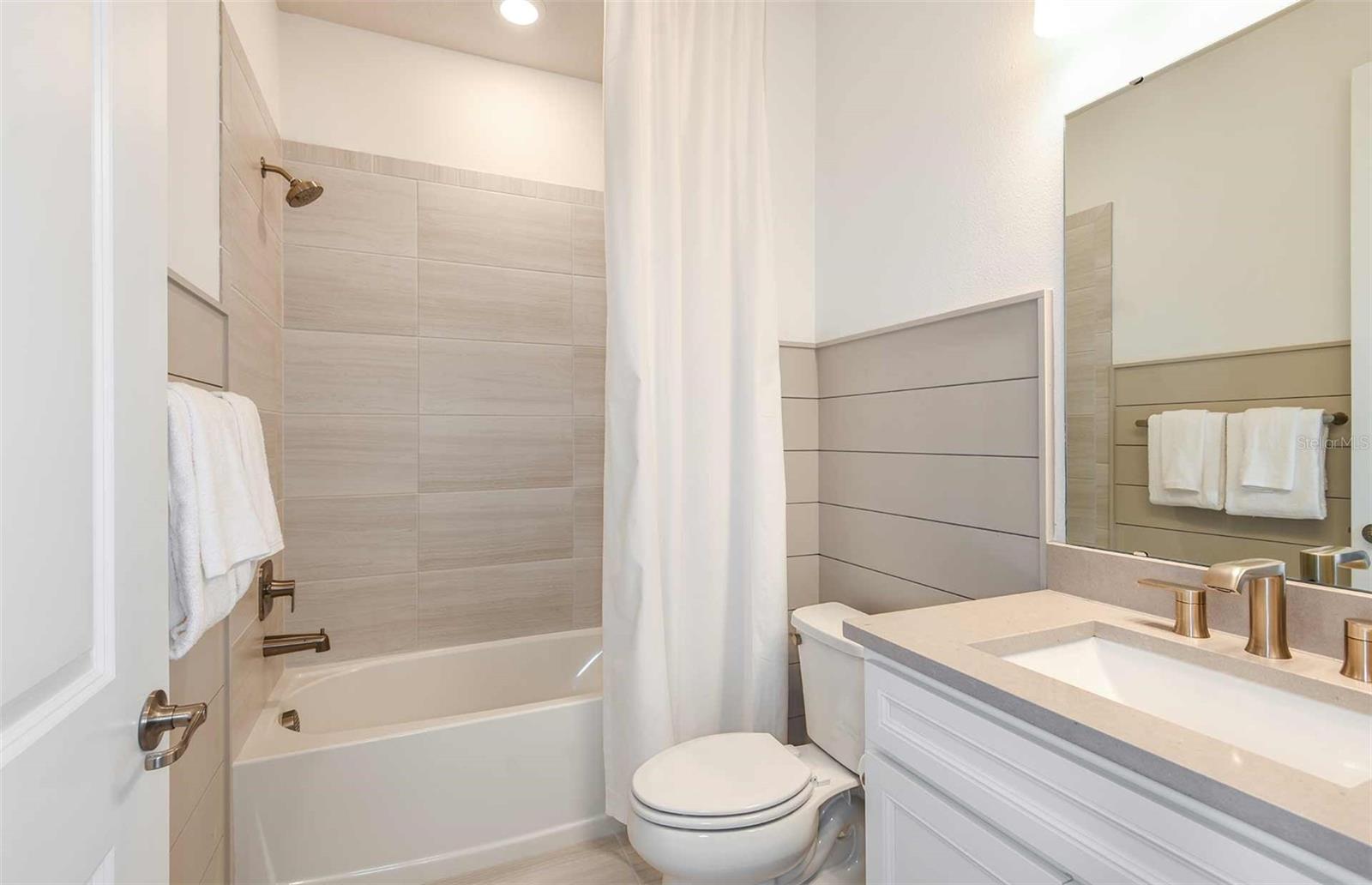 11317 Clay Ave Property Photo 14