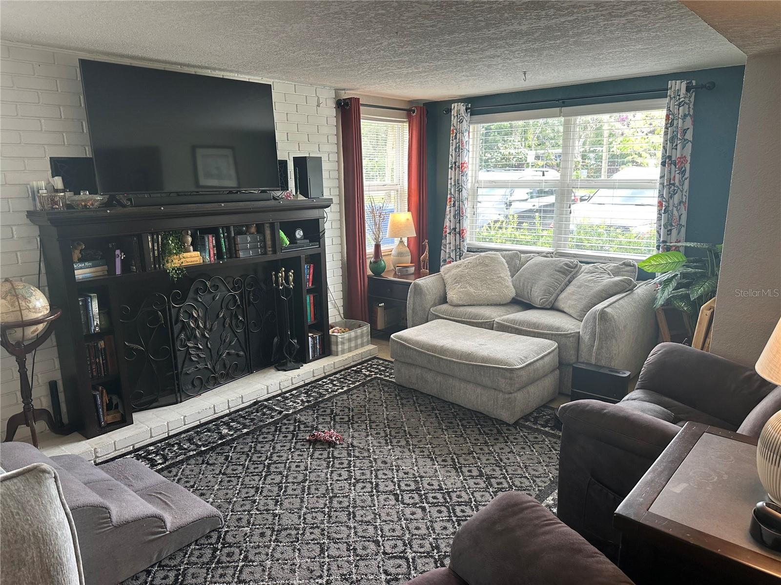 721 Oleander Way S Property Photo 17