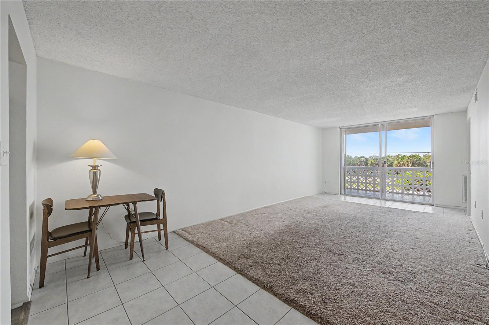 9 Forbes Pl #205 Property Photo 4