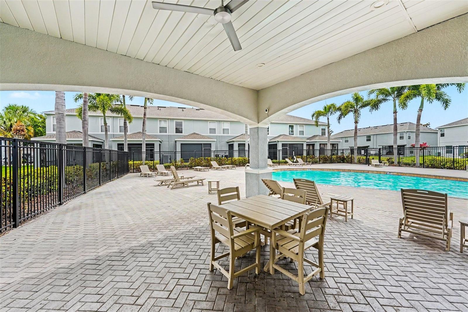 6938 46th Way N Property Photo 17