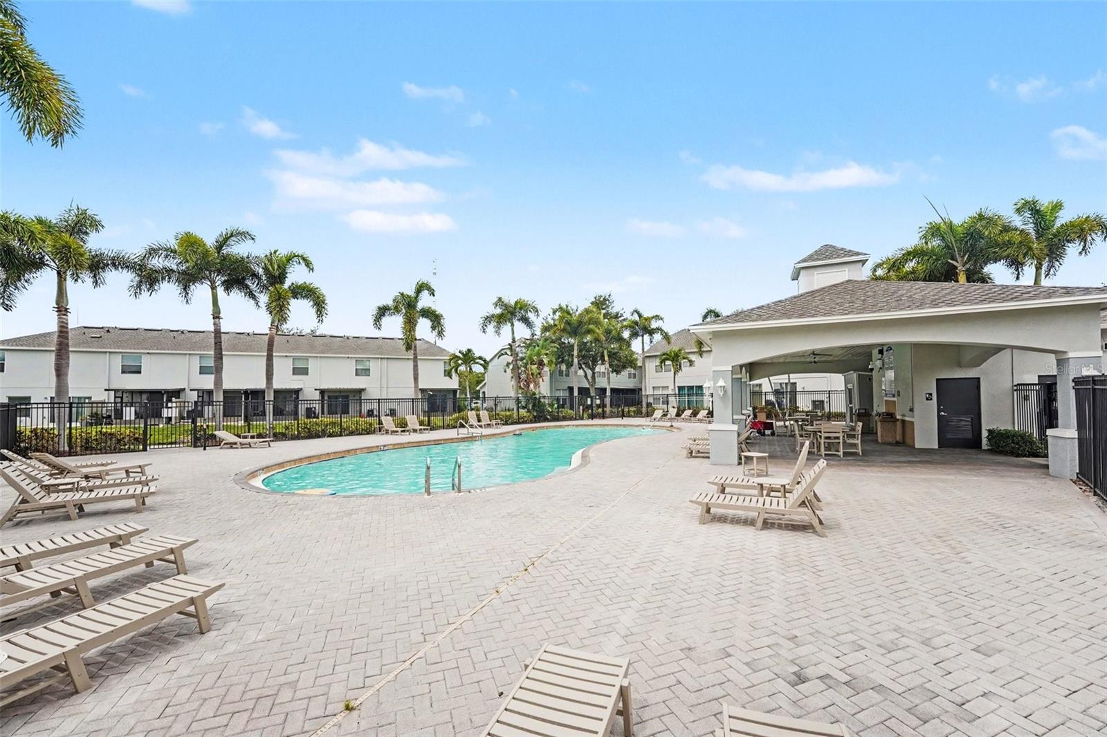 6938 46th Way N Property Photo 18