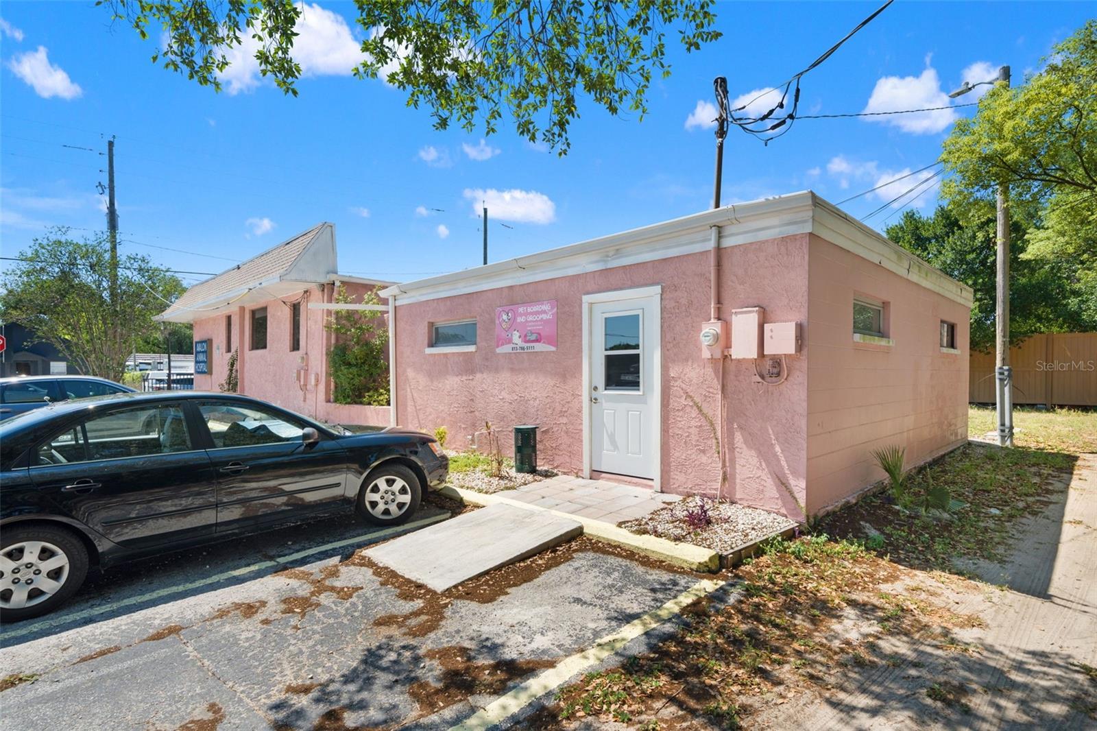 6603 N Florida Ave Property Photo 2