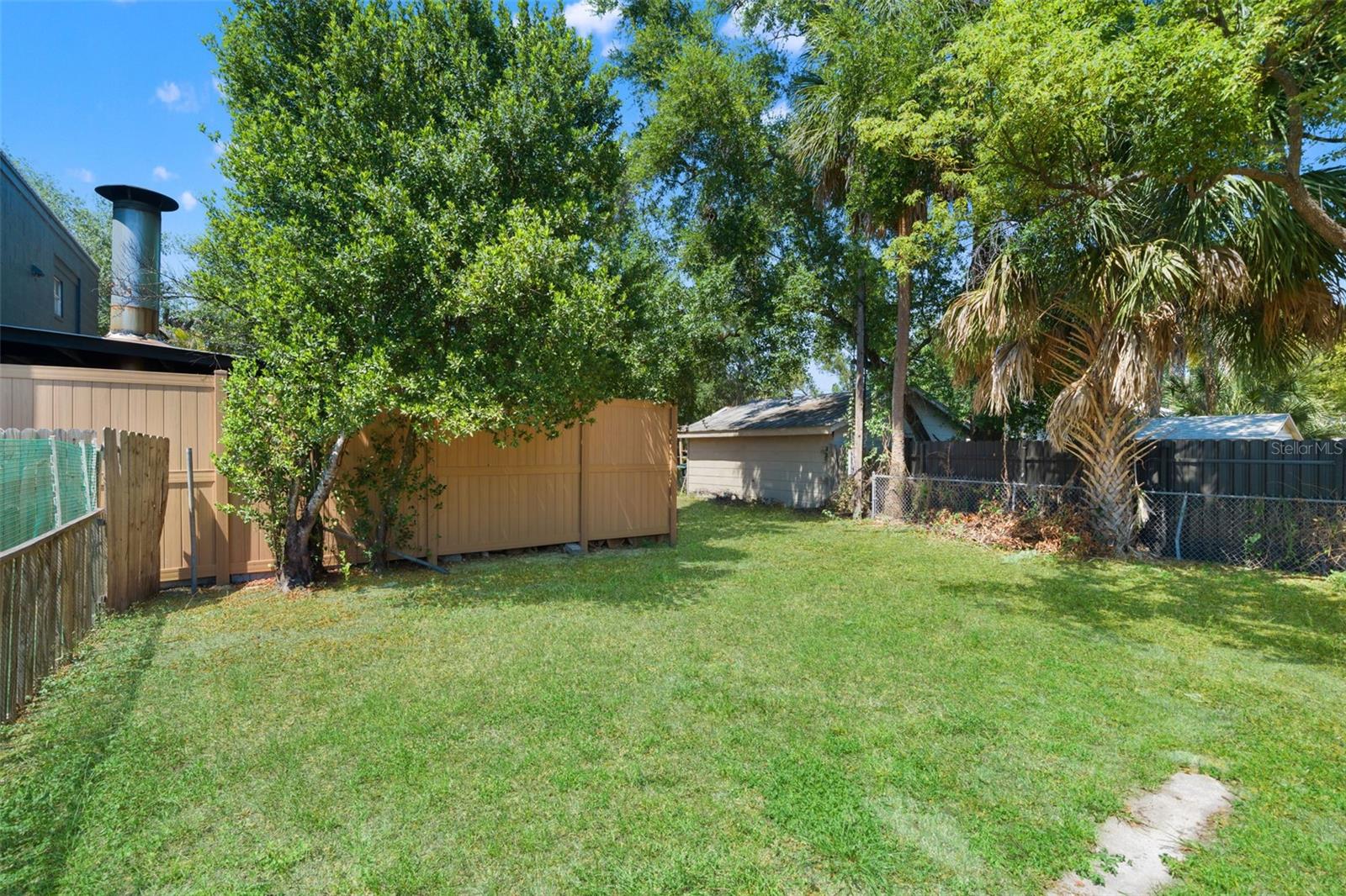 6603 N Florida Ave Property Photo 37