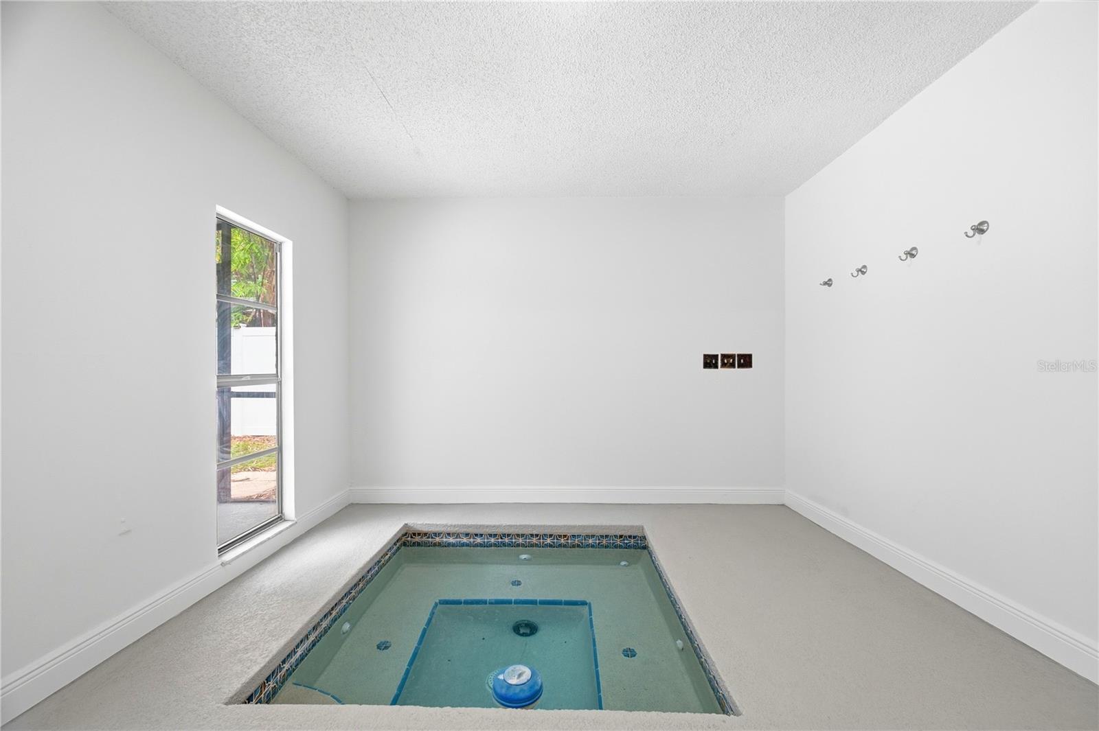 14207 Ashburn Pl Property Photo 10