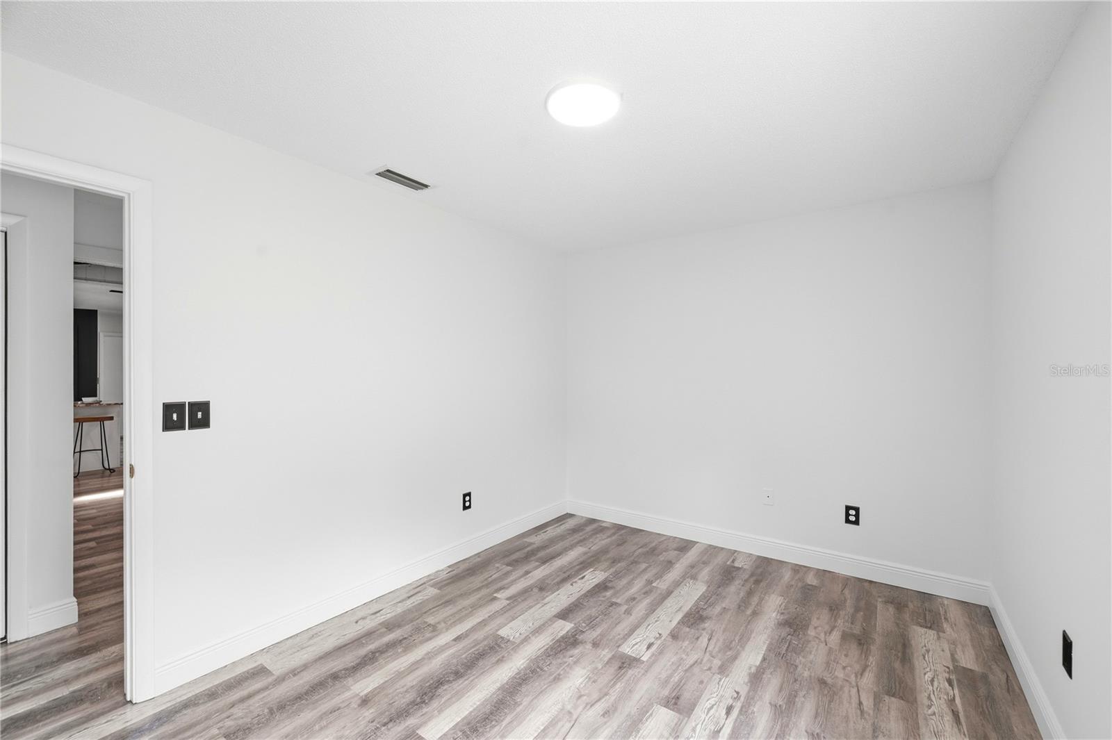 14207 Ashburn Pl Property Photo 46