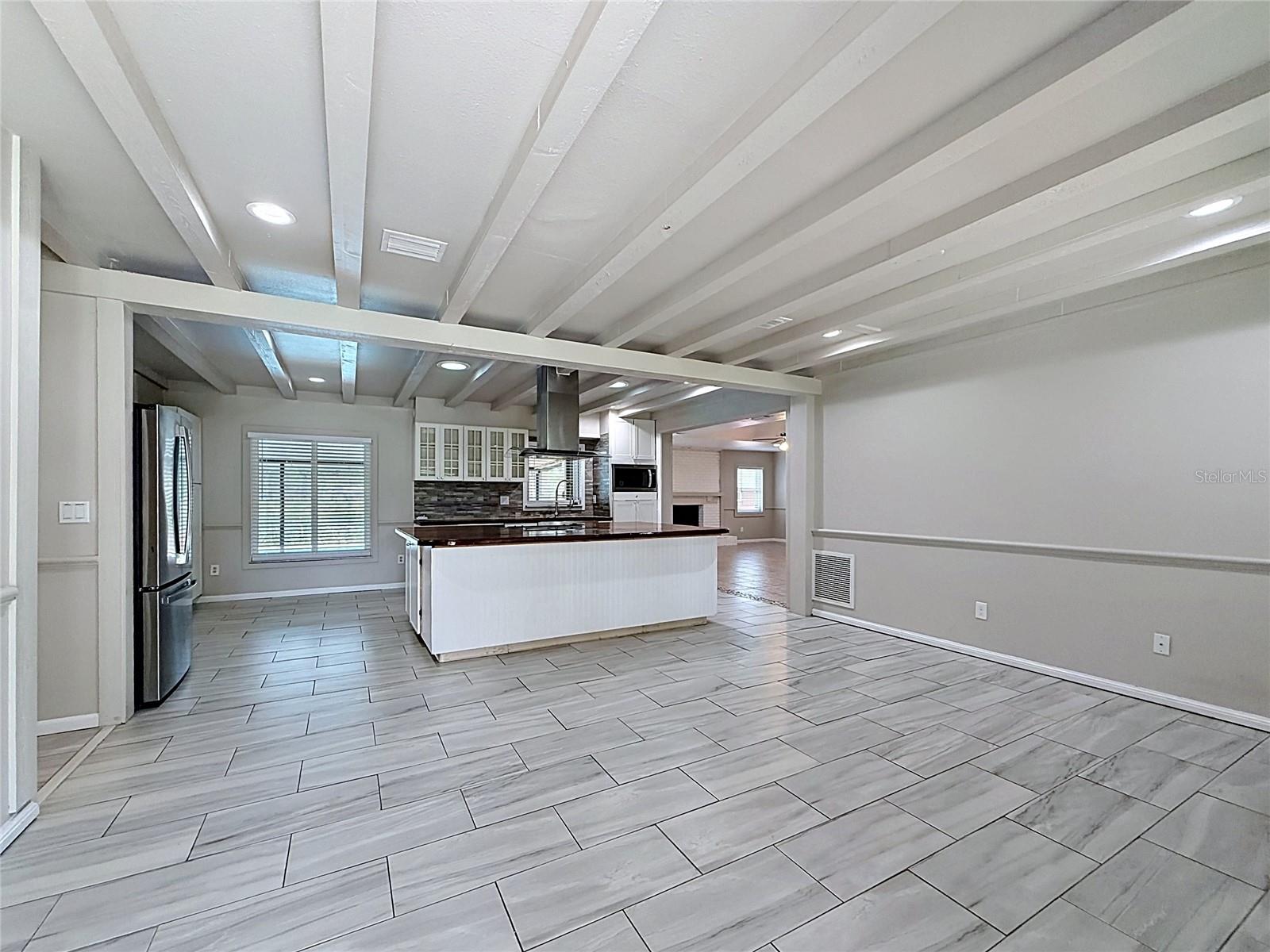 912 Shangri La Dr Property Photo 10