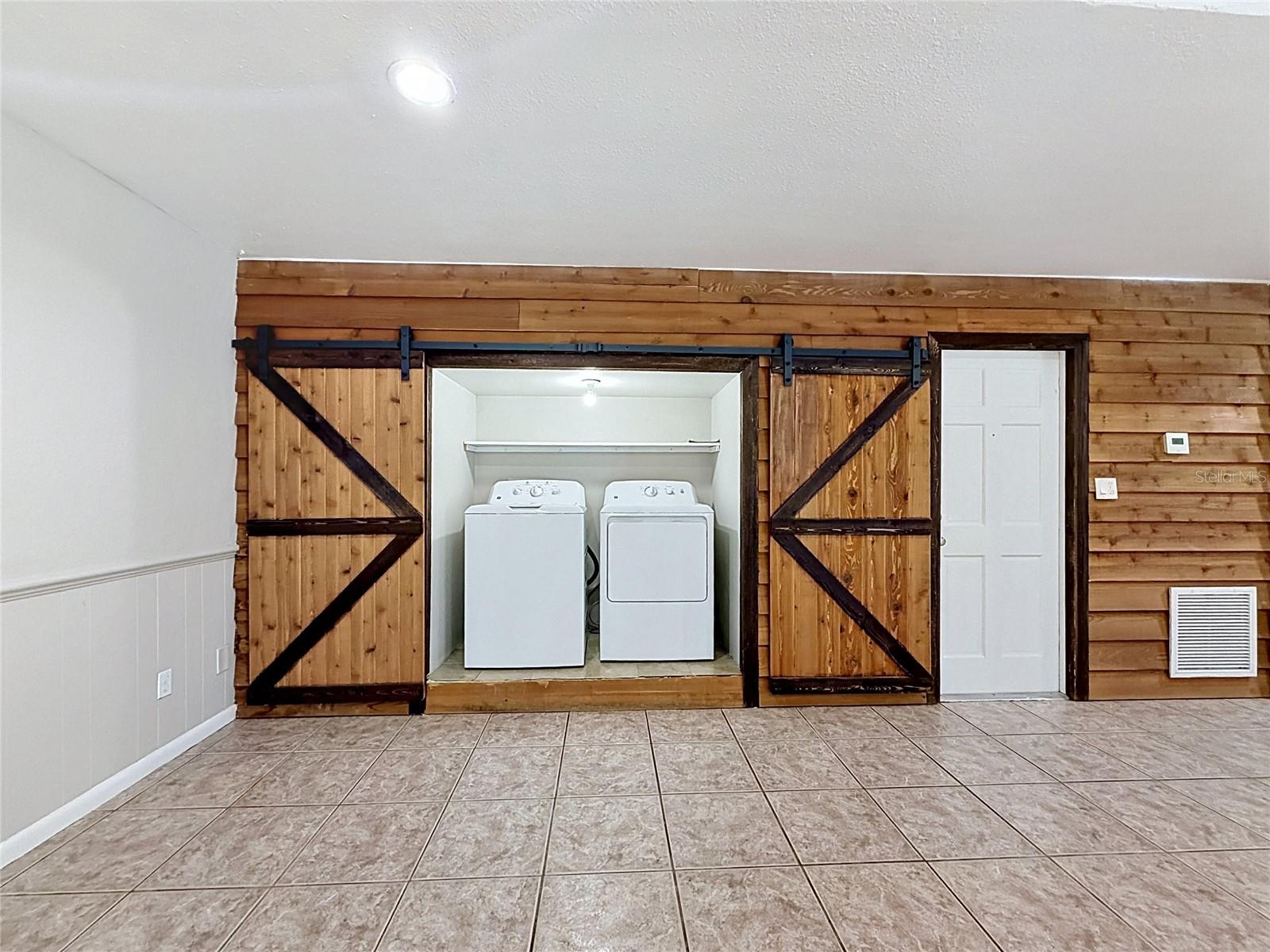 912 Shangri La Dr Property Photo 32