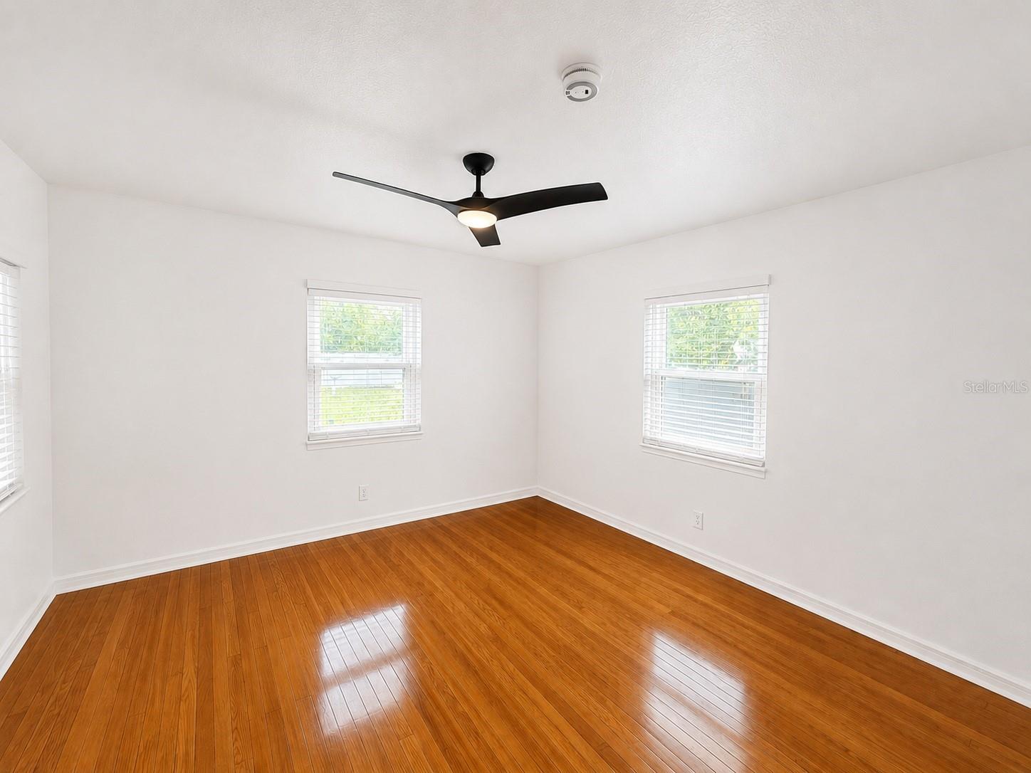 3815 W North B St Property Photo 15