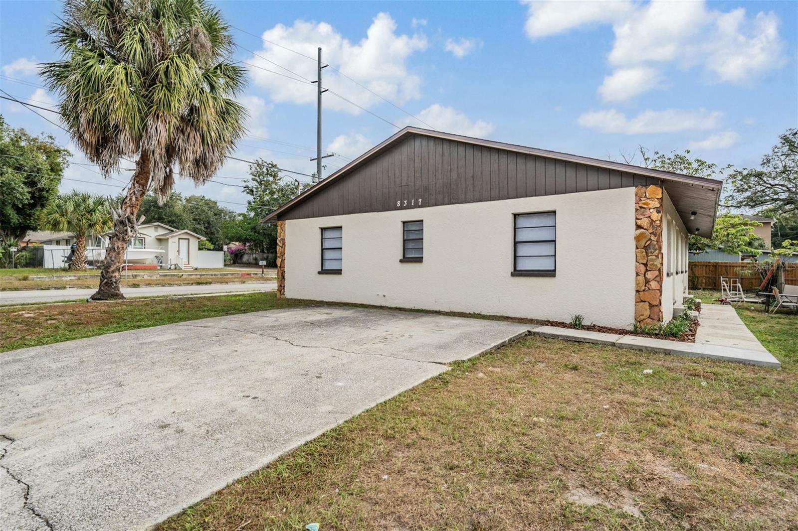 8317 N Marks St Property Photo 1