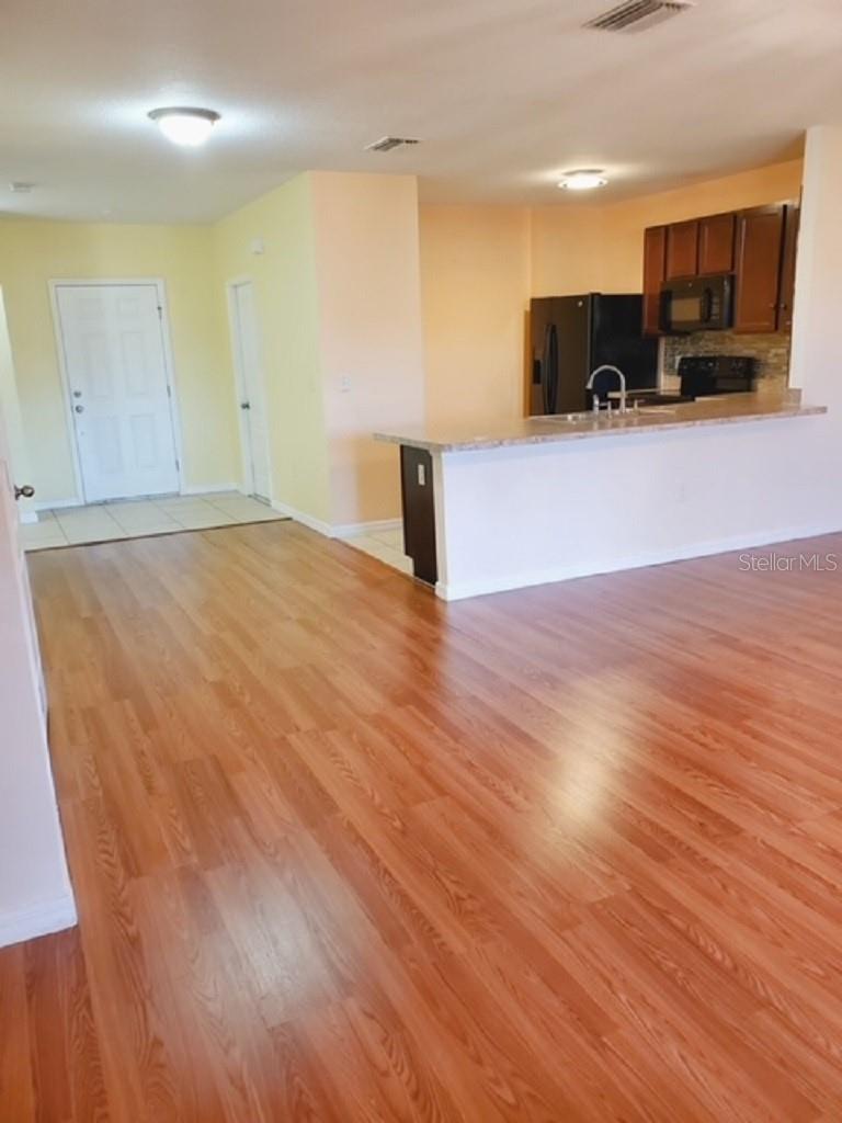 9907 Hound Chase Dr Property Photo 5