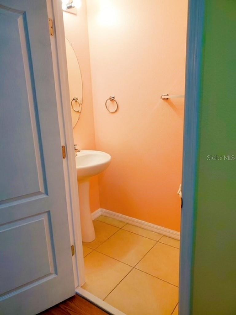 9907 Hound Chase Dr Property Photo 6
