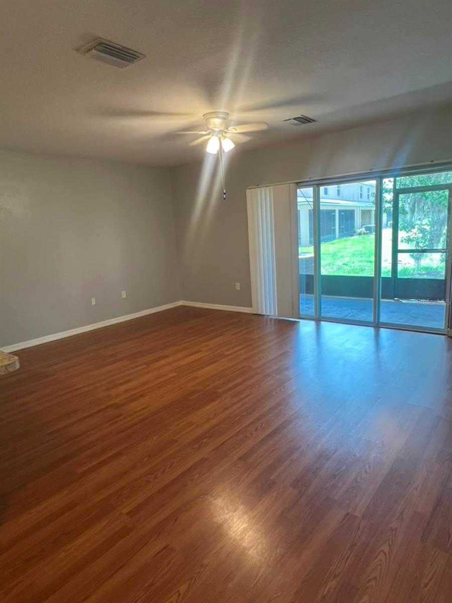 9907 Hound Chase Dr Property Photo 23