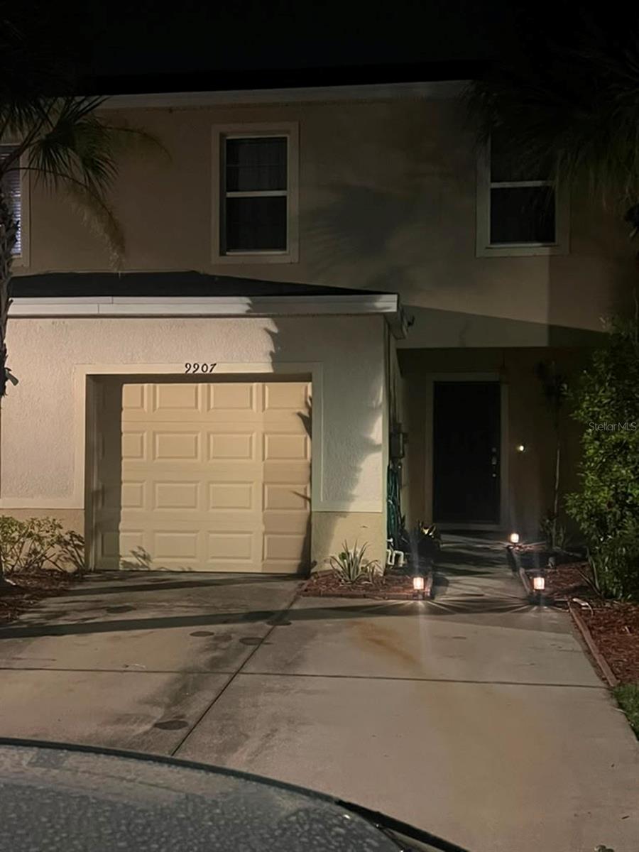 9907 Hound Chase Dr Property Photo 36