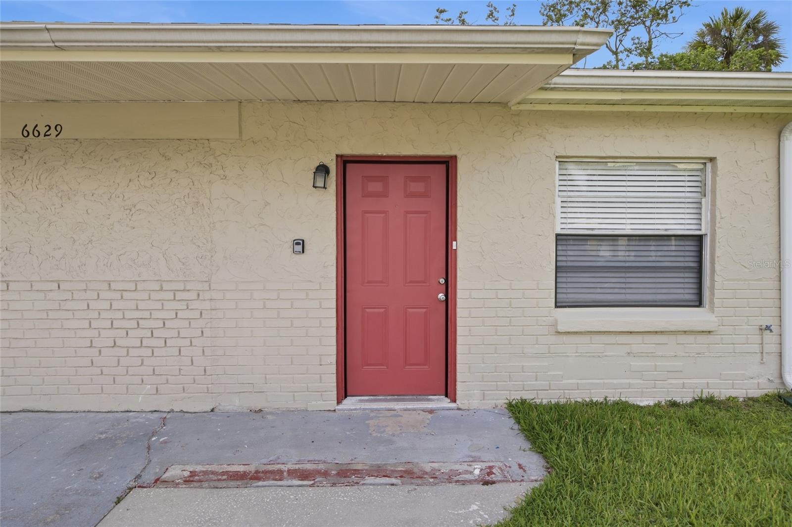 6629 Sierra Ter Property Photo 2