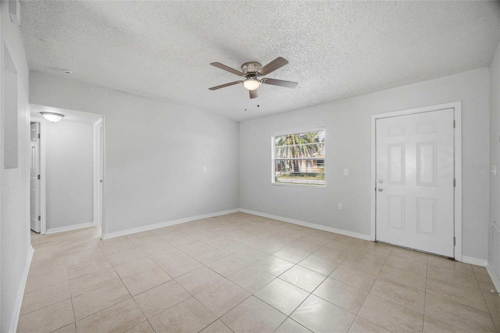 6629 Sierra Ter Property Photo 3