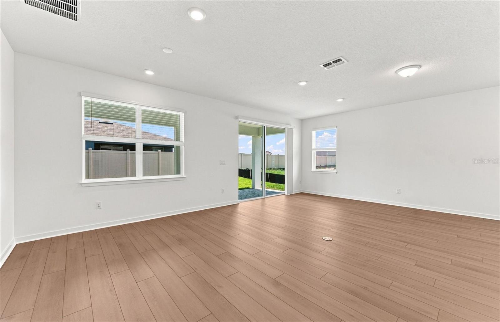 33335 Herds Hallow Way Property Photo 5