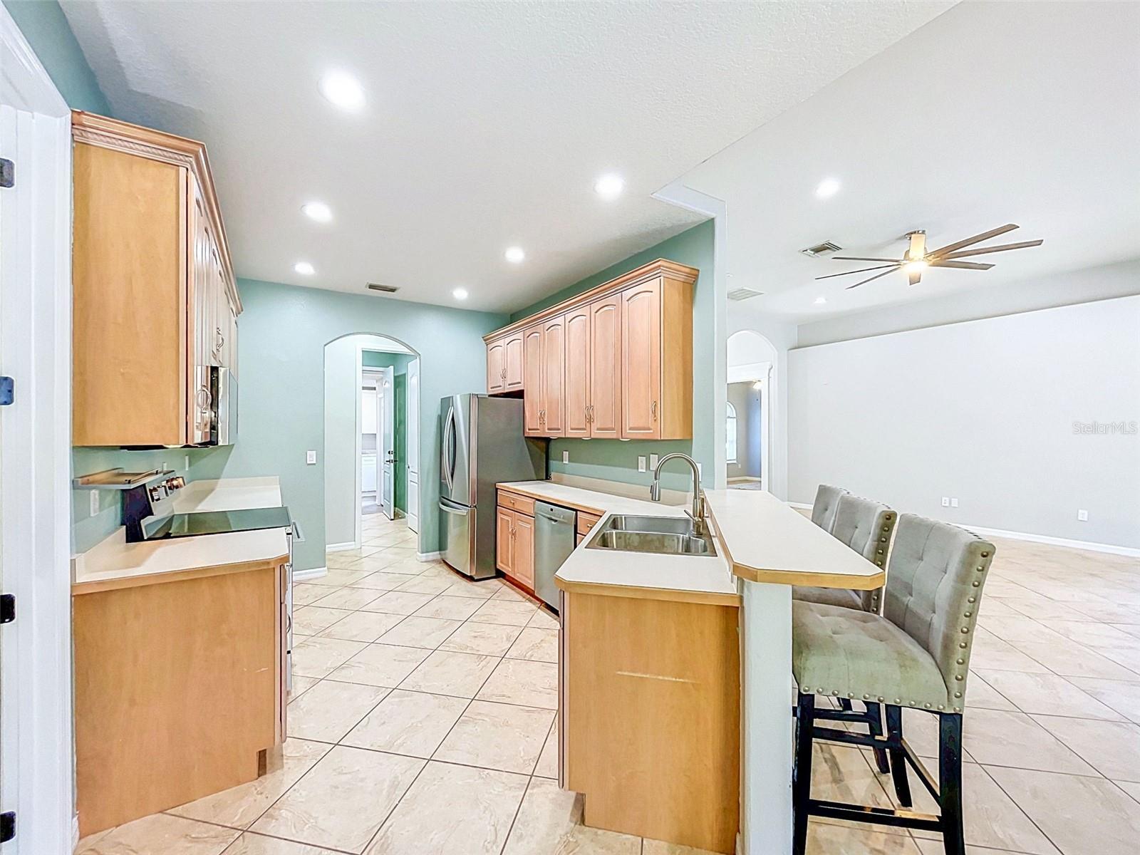 30115 W Thyme Ave Property Photo 11