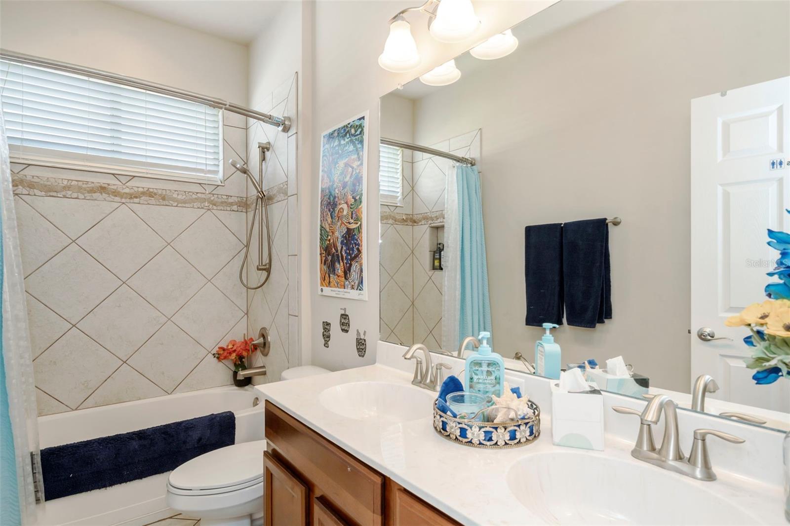 2307 Silver Trumpet Ct Property Photo 16