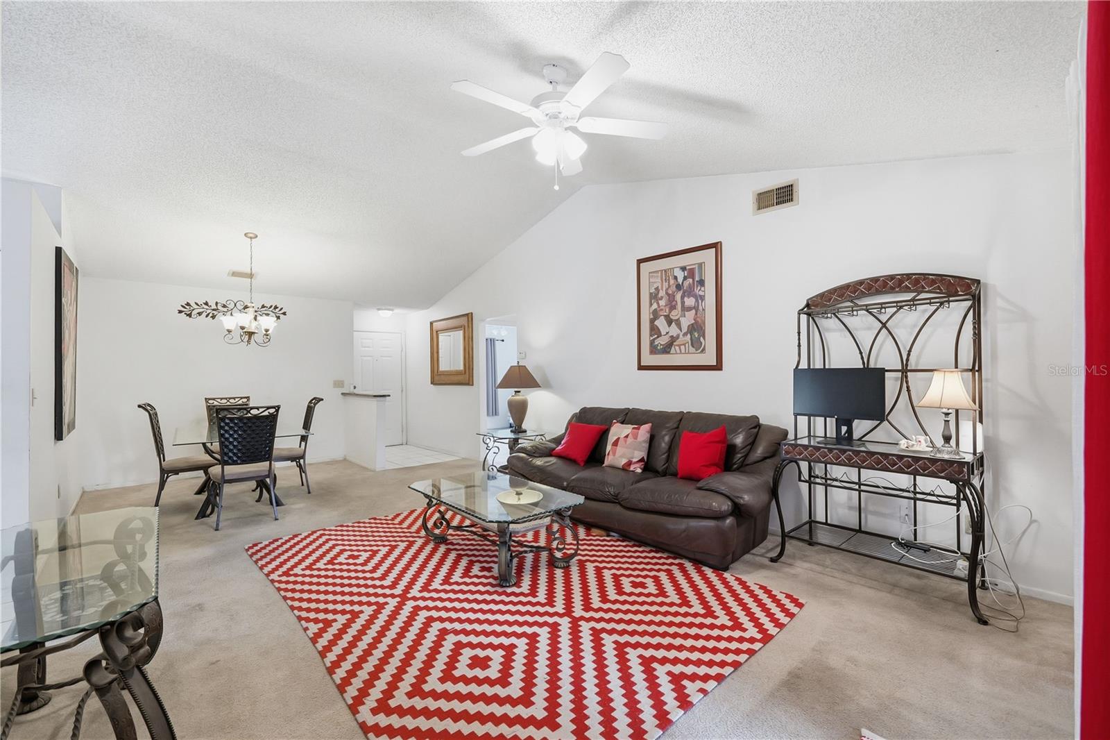 1723 Tarah Trace Dr Property Photo 4