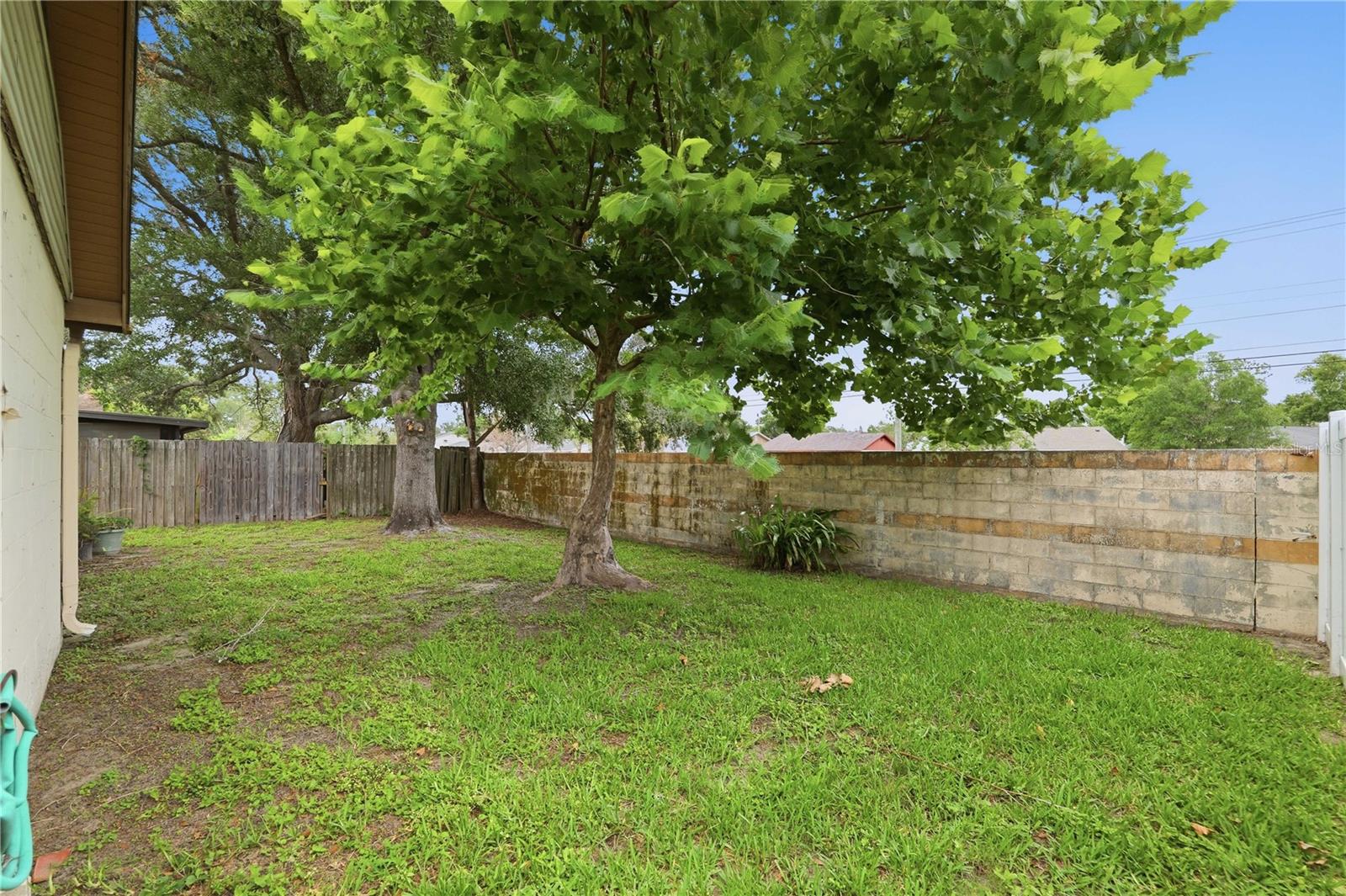 1723 Tarah Trace Dr Property Photo 23